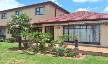 Elegant Smart Home for Sale in Roseacre