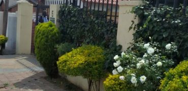 House for sale in Regents Park