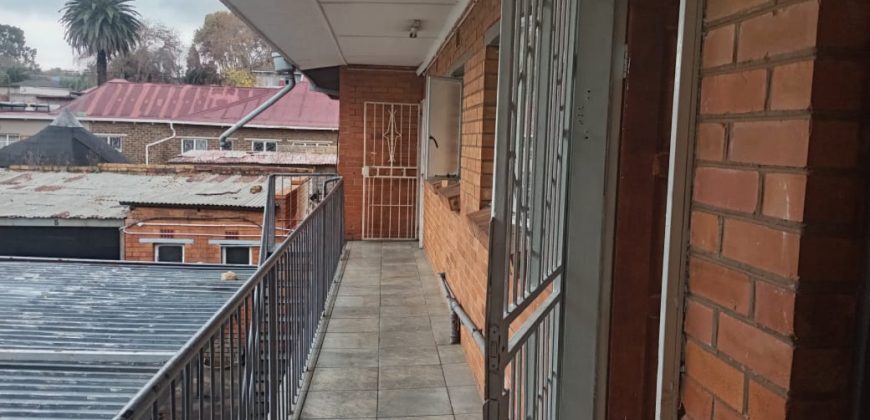 2 bedroom Flat in Maraisburg (Roodepoort)