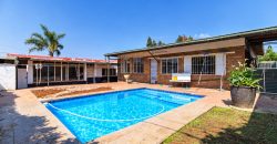 House for sale in Symhurst